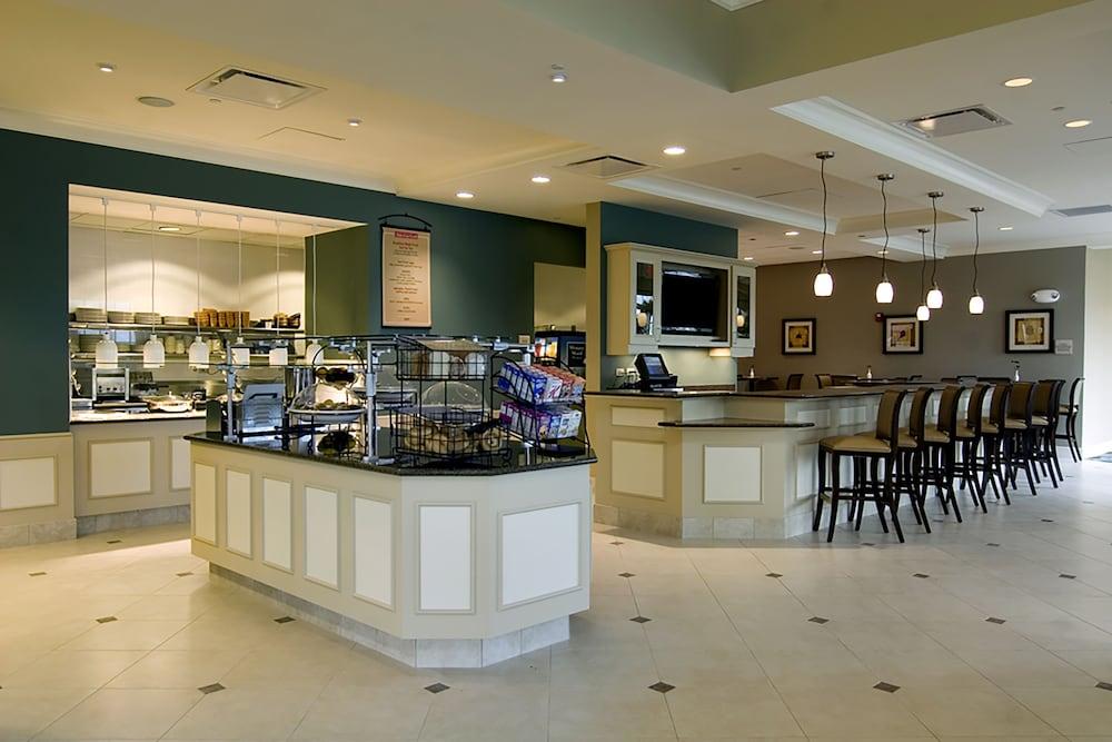 Hilton Garden Inn Detroit/נובי מסעדה תמונה