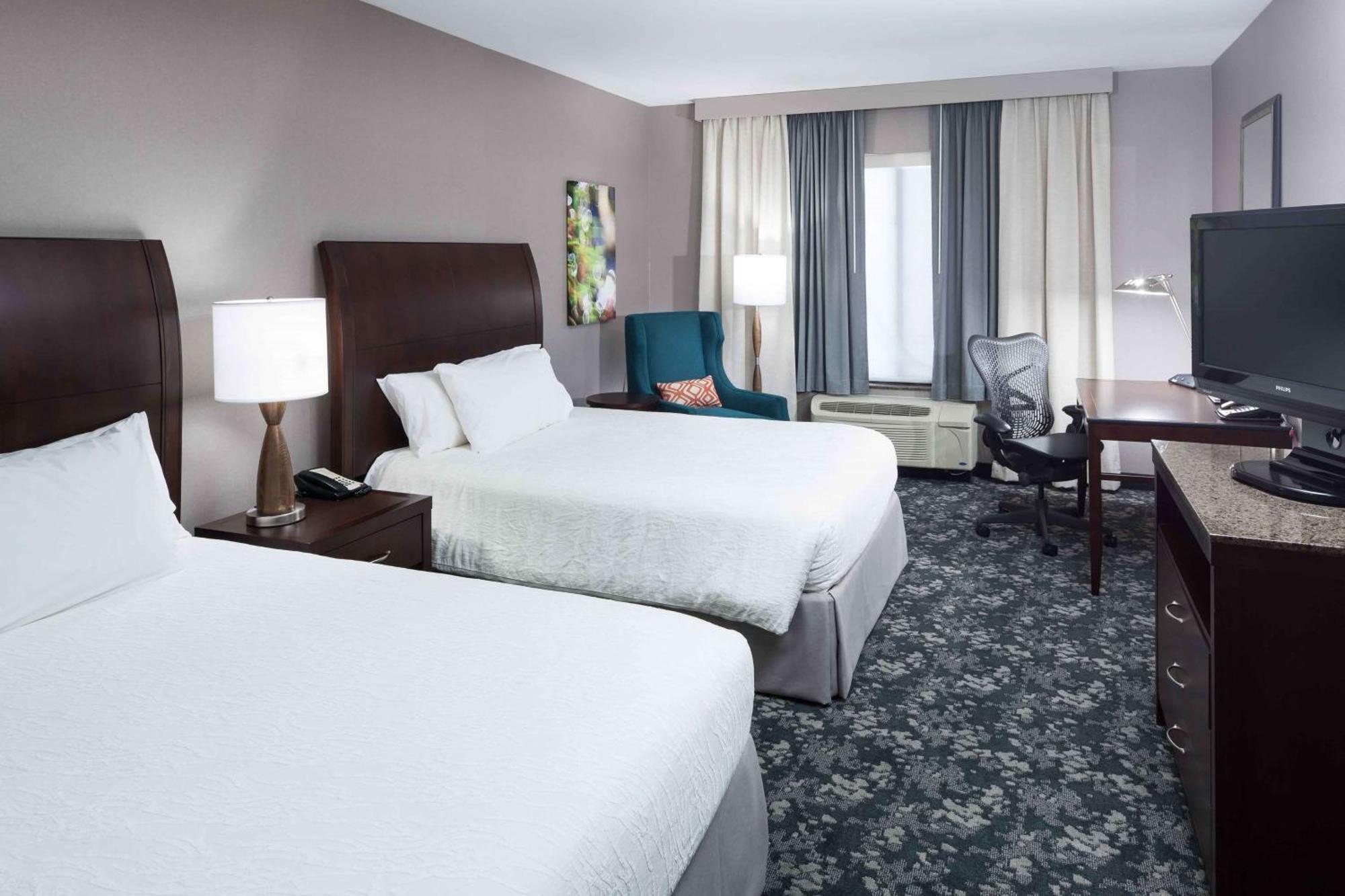 Hilton Garden Inn Detroit/נובי מראה חיצוני תמונה