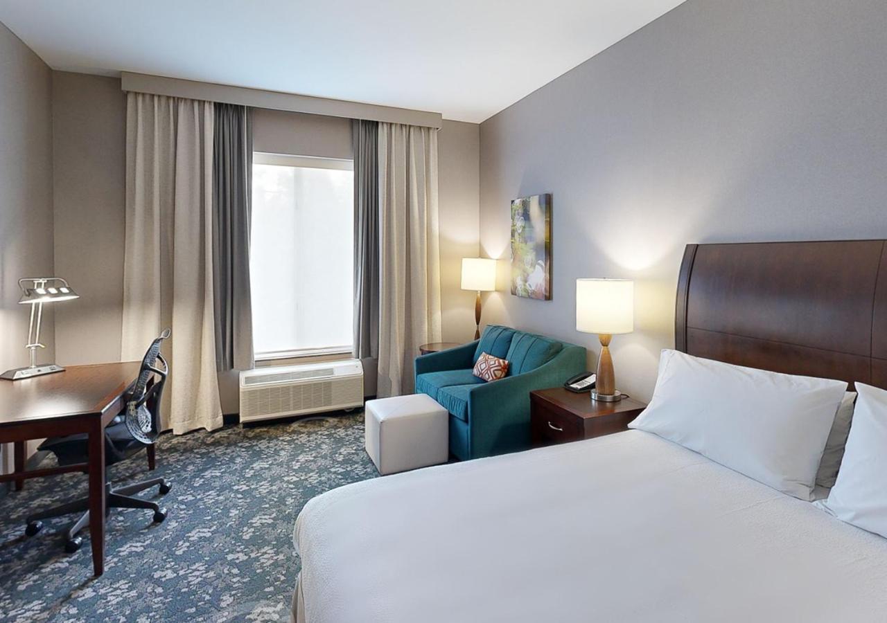 Hilton Garden Inn Detroit/נובי מראה חיצוני תמונה